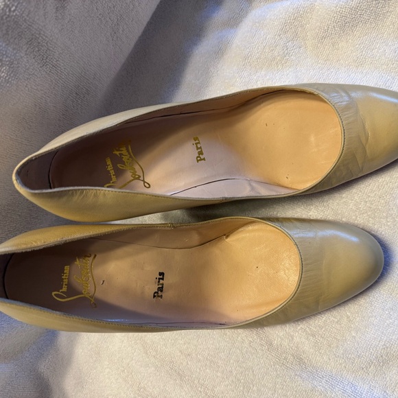 Christian Louboutin size 11 beige 4” wedge heel - Picture 2 of 11